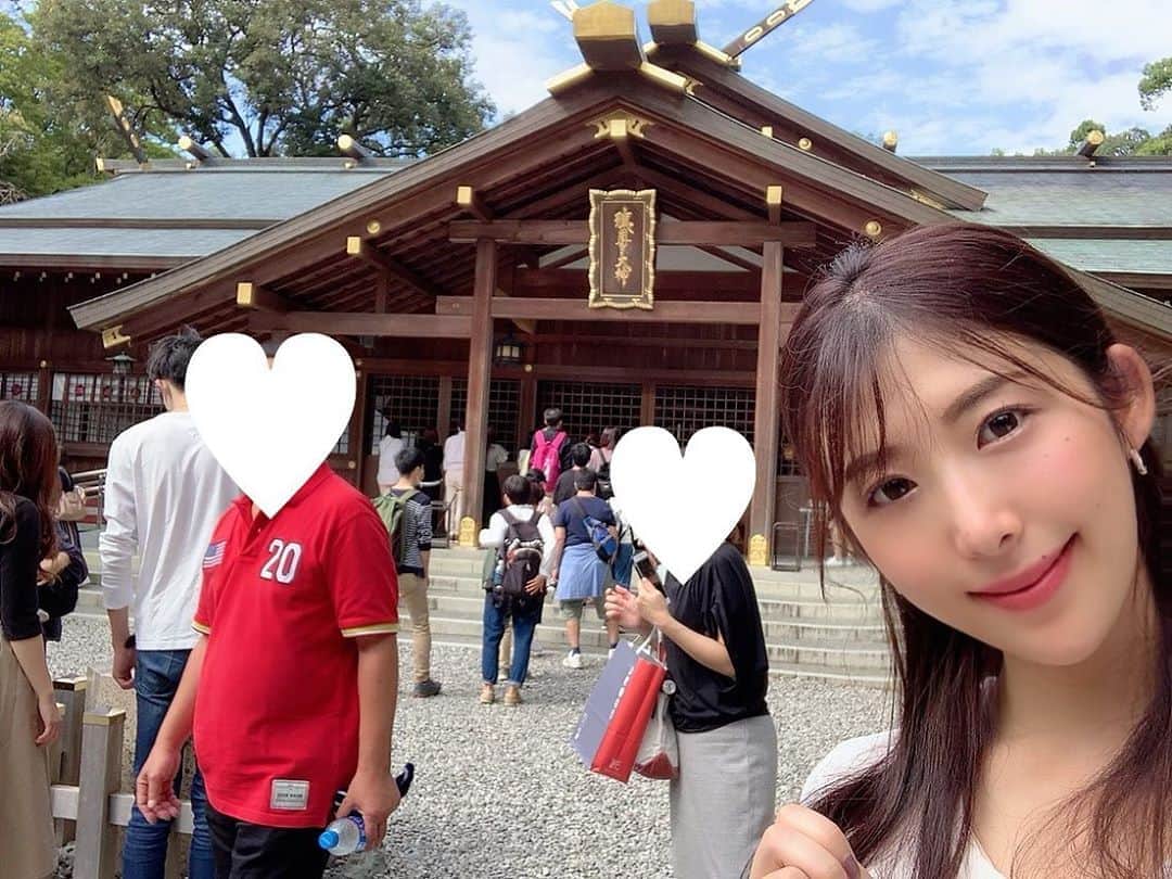 のインスタグラム：「猿田彦神社⛩ 良い方向へ導いてくれる神様 お伊勢参りの帰りに必ず寄ります✨ 中には芸能の神様、日本初のダンサーと呼ばれる神様をおまつりしているさるめ神社も🥰 オススメなパワースポット神社です⛩ 以前よりも混んでいて大人気🌸  #猿田彦神社#お伊勢参り#パワースポット #神社#神主#神職#パワースポット巡り #パワースポット神社  #神社好き#神社巡り#神社好きな人と繋がりたい #寺社仏閣#着物#女性神職 #神主アイドル #japaneseculture  #shrine #jinjya #tokyo #kimono #lovejapan #기모노 #instajapan  #followmeplease」