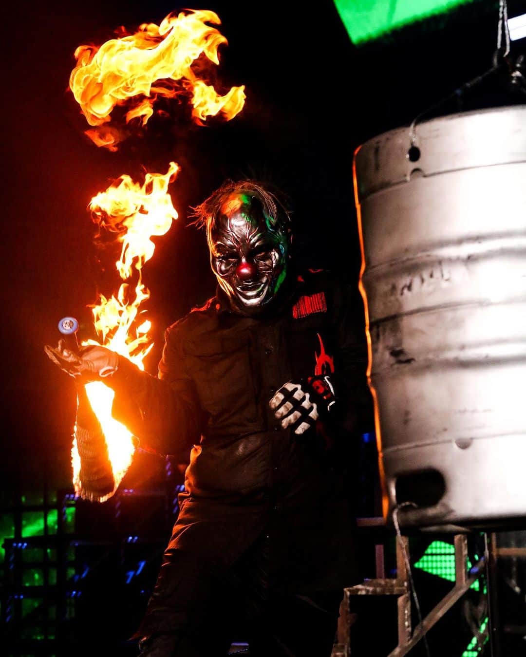 Slipknotさんのインスタグラム写真 - (SlipknotInstagram)「Happy Birthday, clown. @mshawncrahan」9月24日 23時28分 - slipknot