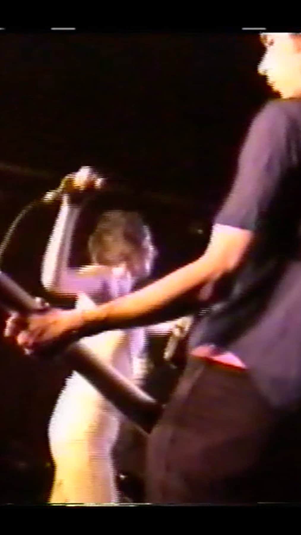 ヤー・ヤー・ヤーズのインスタグラム：「On this day in the year 2000 we made our debut performance at the @mercuryloungeny on the Lower East Side of Manhattan, we celebrate the date as our official birthday so it’s our party we can cry if we want to! We shared the bill that night with local favorites Candy Darlings, Kid Congo Powers, and up and comers from Detroit The White Stripes - Special thanks to Dave Burton for getting us our first NY gig! Jack Martin for being our guest guitarist! The bartender who was feeding us way too many margaritas! And to our dear friend Helen Park for documenting it, all 4 songs we played ha! This is OUR TIME, can’t hear shit but what a treasure.  Stay tuned more birthday stuff to come! #yyys #20thbirthday Where were you when you first heard we existed?? Luv YYYs」