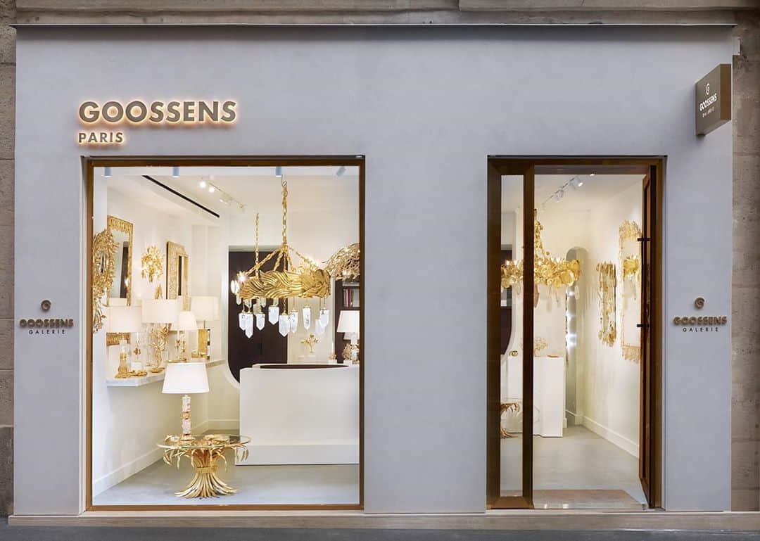 グーセンス パリのインスタグラム：「We are proud to unveil with @maisonrapin the first GALERIE GOOSSENS dedicated to our chandeliers, mirrors, lamps and other decorative objects.」