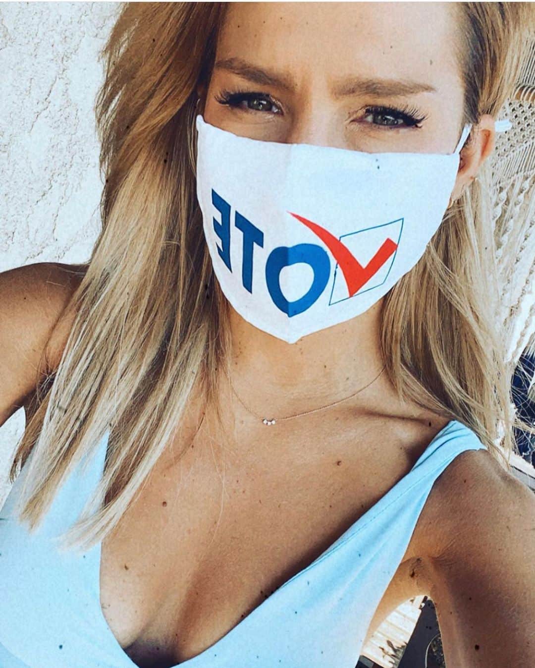 ASCAPさんのインスタグラム写真 - (ASCAPInstagram)「TODAY! We're going LIVE with @avenuebeat & @chelsea_briggs to talk VOTING + a special performance of #F2020 happening on IG LIVE at 6PM ET. Tune in & make sure you are #VoteReady at the link in our bio via #ASCAPCitizen x @headcountorg」9月25日 0時01分 - ascap
