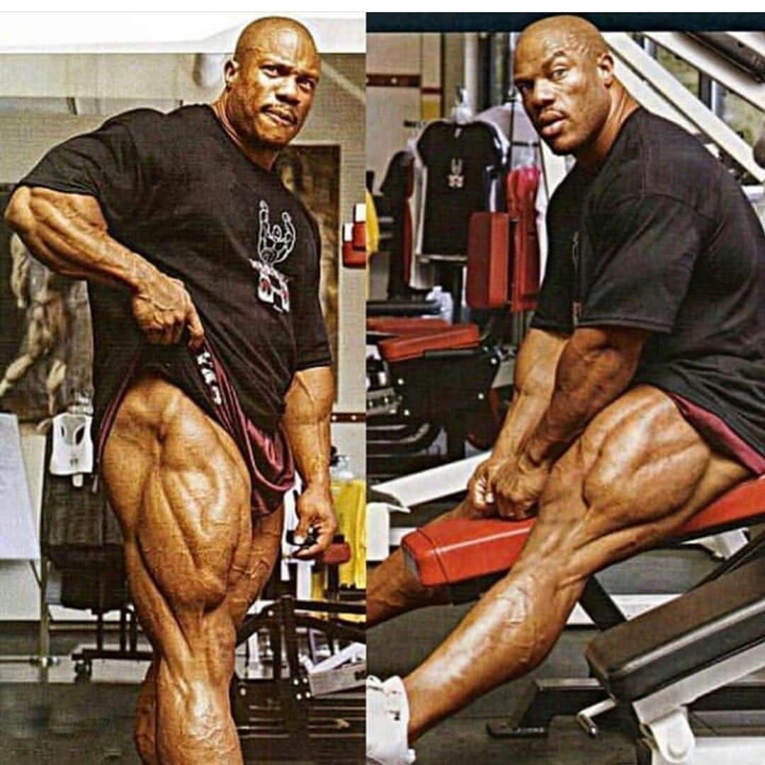 Phil Heathのインスタグラム：「This is a major #throwbackthursday pic from over ten years ago training for the Mr Olympia contest at @armbrustprogym. I believe it was my first crack at it [olympia] in 2008 as I was wearing my old @du_mhoops practice shorts which were my absolute favorite to train in. Looking back at these pics I see myself in a space where unlike today, there was no social media, just a pure relationship between myself and the weights oh and the mirror because I gotta check on my progress right lol. The thoughts which went through my head then are similar now...to learn about myself, strategize and execute my plan day in and day out. Each day is an opportunity for greatness and my mission is to make it even gr8er come this December in Las Vegas. I will say that having my journey documented through various magazines and on my own personal cameras and laptops, provide me the added accountability and motivation to keep pushing through barriers, all while having fun exploring some intimate moments the gym. Through wins, losses, trials and tribulations, I have always managed to use the gym to form my greatest level of expression, allowing me to expand not only my muscles, but most importantly my mind and spirit. Man, this pic definitely speaks to me differently than it did 10+ years ago. I know I’ll be able to speak on these feelings more later but until then, I wish you all a great day. Finish this week out stronger than the last and make sure you stay positive because happiness is actually contagious and we need more of that energy in 2020. #PhilHeath #7xMrOlympia #TheGift #Tbt #RumbleYoungManRumble」