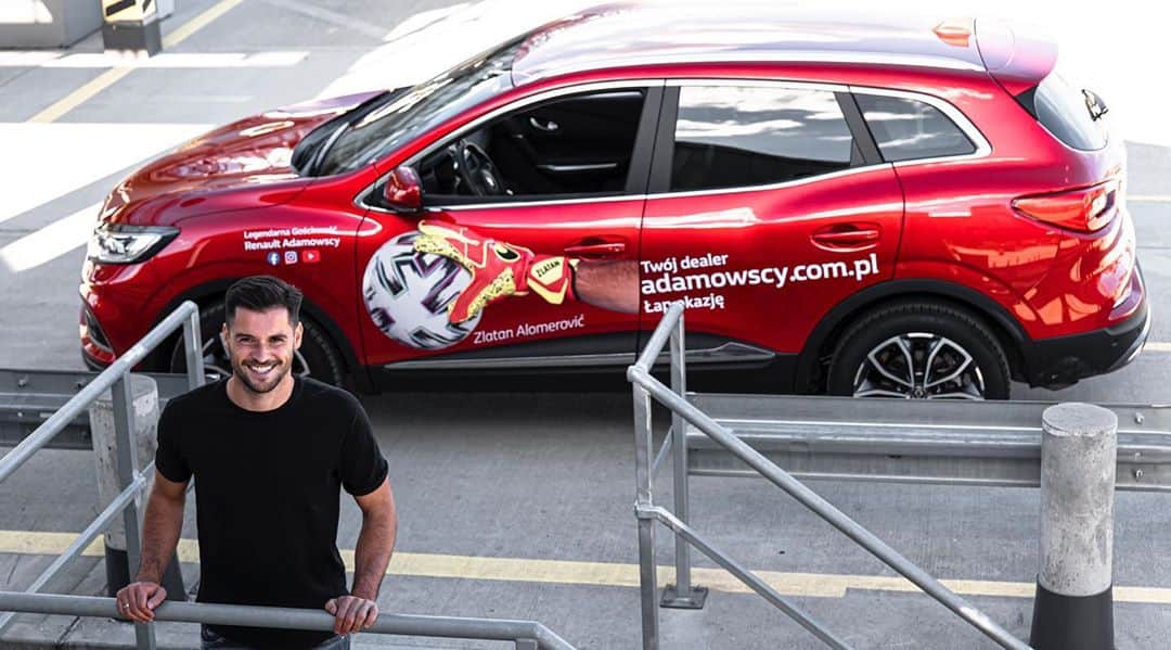 ズラタン・アロメロヴィッチのインスタグラム：「*Ad* #renault #car #french #poland #gdansk #starogardgdanski #partnership #ambassador #football #safe #goalkeeper 📸 @_piotrandzel_ 📄🖊 @kotarson」