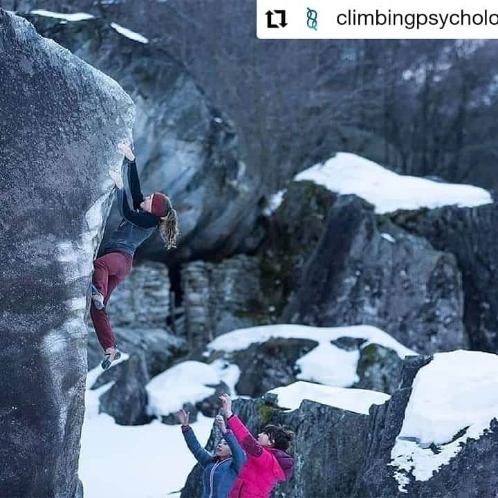 ハンナ・シューベルトのインスタグラム：「#Repost @climbingpsychology • • • • • • Innsbruck, Austria  #takeover @schuberthannah ... If our body gets injured or we feel sick we go to see a doctor but if we don't feel good mentally most of us don't do anything about it. Why is that?  Some people don't realize that you can not only be physically injured but also mentally injured. I feel like those mental injuries keep you from performing your best in a comp even more than physical ones. They are also a lot more complex and therefore harder to get rid off...  So why do we ask a specialist for help when there is something wrong with our body but not if our mind struggles with something? I think the problem is that going to a psychologist still has a different reputation in society than going to a doctor or physio. There are still lots of people who think it's weird and people who go to therapy are "not normal".  I have absolutely no problem with telling people that I'm seeing a therapist every week🤷‍♀️ I'm actually proud that I'm brave enough to admit that I have problems that I can't fix myself and therefore seek help from a professional! I honestly think there are not many people who wouldn't profit from going to therapy or seeing a psychologist because none of us is perfect and we all have problems we try to deal with.  You can handle it on your own and don't need help? That's great! But please don't judge people who ask for some support, there is nothing bad or a sign of weakness in that! It doesn't matter if it's a psychologist, a mental coach, a nutritionist or any other specialist you need help from, do whatever you think is best for YOU no matter what others might think.  Your happiness and health should always be your first priority❣️」