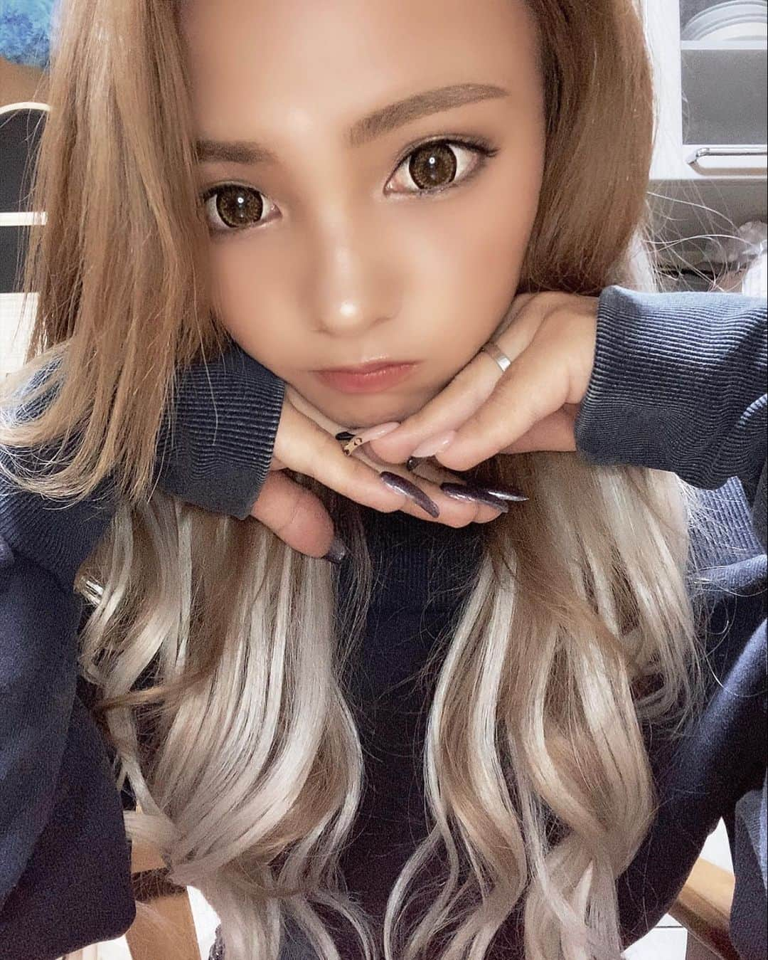 西谷麗菜さんのインスタグラム写真 - (西谷麗菜Instagram)「あざと😐」9月25日 2時27分 - __reeechangram__