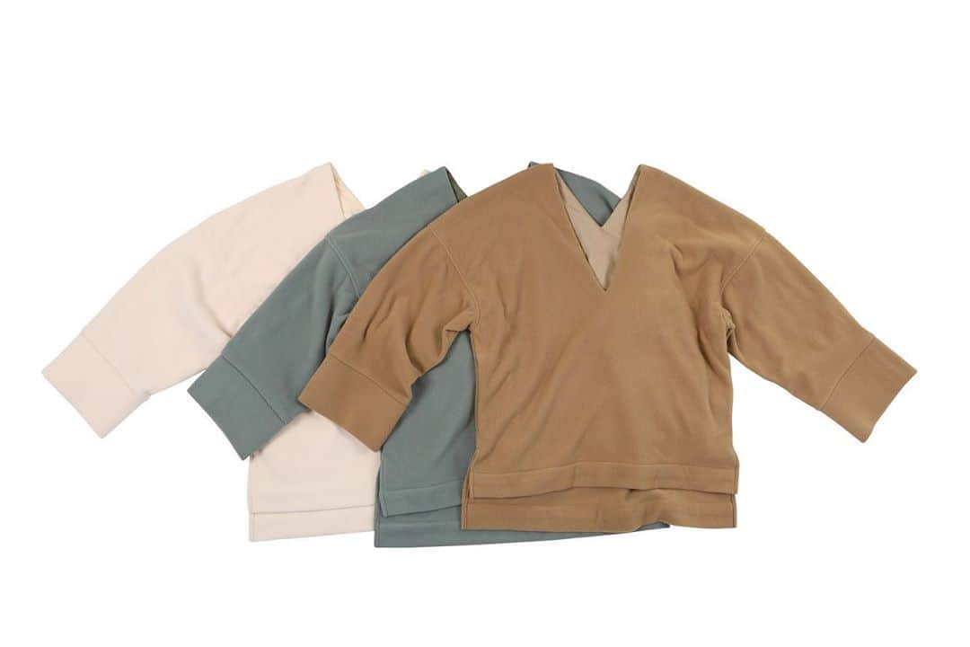 Shikica Tokyo & KiiRAさんのインスタグラム写真 - (Shikica Tokyo & KiiRAInstagram)「ECO BOA TUNIC  エコボアシリーズ オンラインにて販売開始です。 是非ご覧ください。 . . #kiira #21aw #collection」9月25日 12時36分 - kiira_shikica