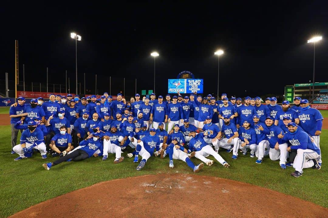 トロント・ブルージェイズさんのインスタグラム写真 - (トロント・ブルージェイズInstagram)「This. Team. 💙 #WeAreBlueJays」9月25日 12時41分 - bluejays