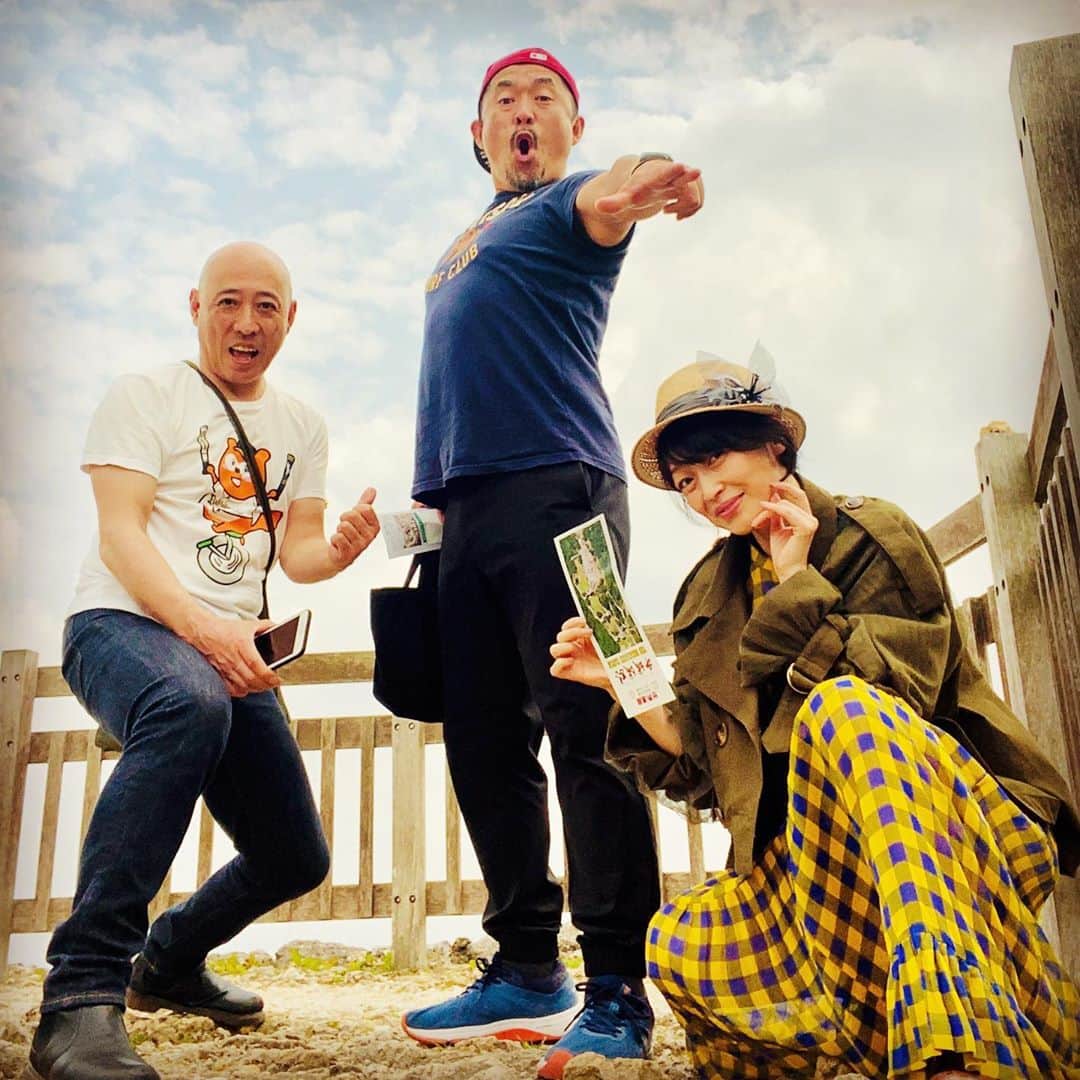 畑亜貴さんのインスタグラム写真 - (畑亜貴Instagram)「高い所に登ると腰が引けてしまう🥶 早く降りたいと思うのに懲りずにまた登りたがる病発症、というロケハンの思い出。 #akhtravelogue」9月25日 13時04分 - akihata.jp
