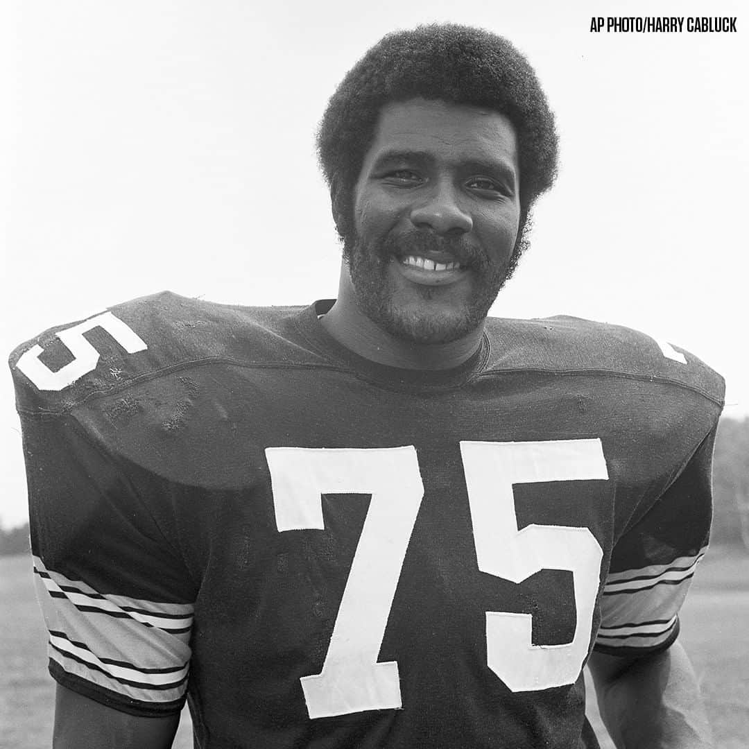 ピッツバーグ・スティーラーズさんのインスタグラム写真 - (ピッツバーグ・スティーラーズInstagram)「#HappyBirthday to Joe Greene‼️ 🐐」9月25日 5時14分 - steelers