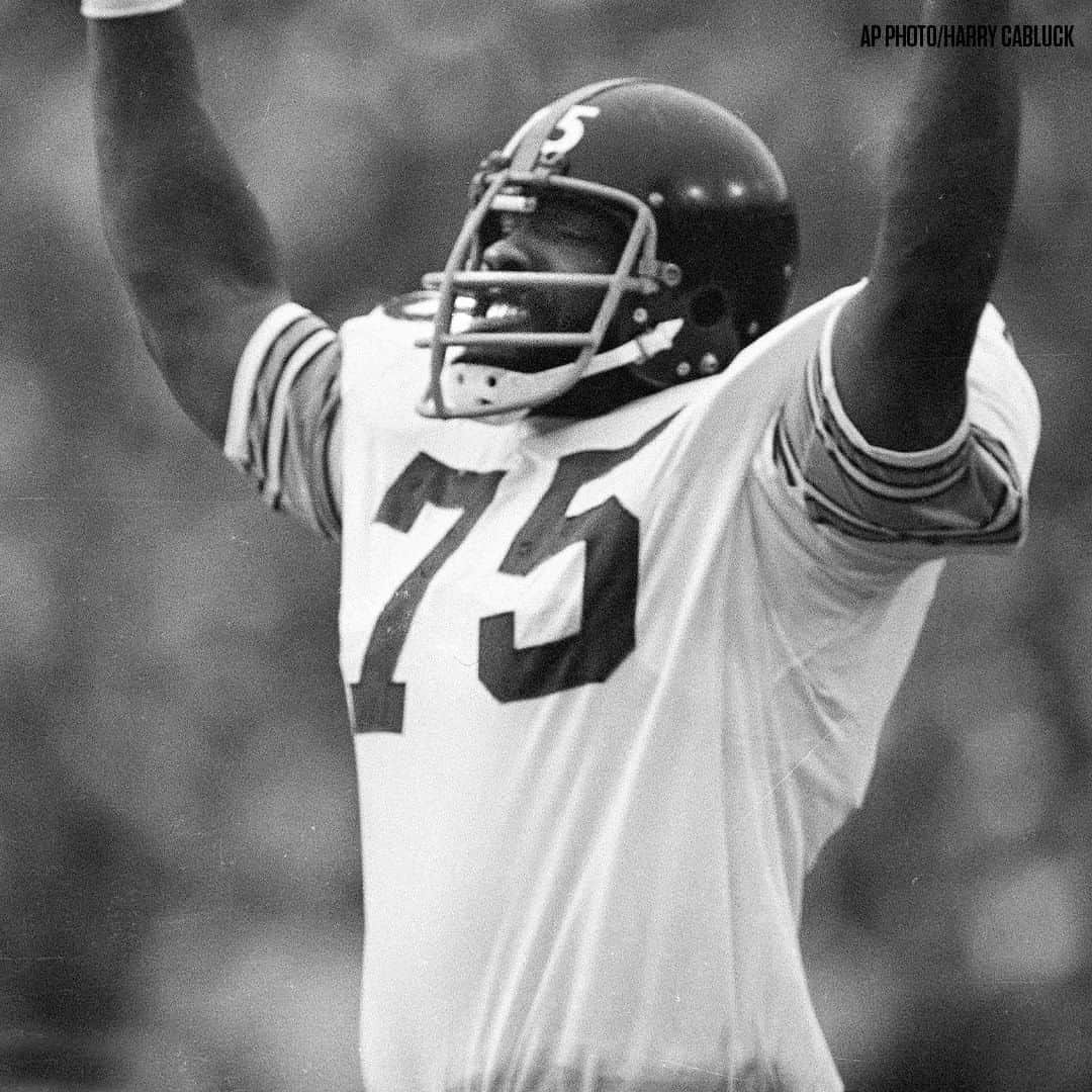 ピッツバーグ・スティーラーズさんのインスタグラム写真 - (ピッツバーグ・スティーラーズInstagram)「#HappyBirthday to Joe Greene‼️ 🐐」9月25日 5時14分 - steelers