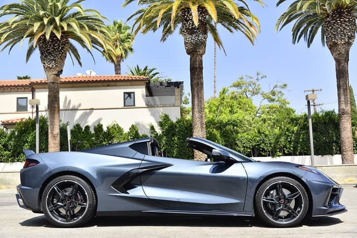Dirk A. Productionsさんのインスタグラム写真 - (Dirk A. ProductionsInstagram)「🔥WHO’S TAKING IT HOME? 2020 Corvette Stingray • 3LT with Z51 Package • Delivery miles • Statewide & Worldwide Delivery Ready 🚨Want it? DM me or TEXT 1 (424) 256-6861」9月25日 7時22分 - supercarfocusdotcom