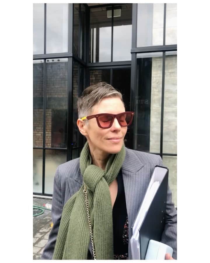 カレンウォーカーさんのインスタグラム動画 (カレンウォーカーInstagram)「We have a date! Playpark by