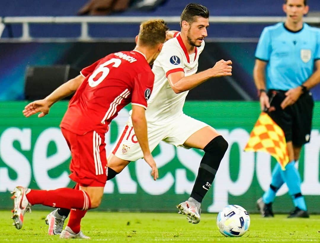 セルヒオ・エスクデロのインスタグラム：「Orgulloso de mi equipo! Nos dejamos la piel, estuvimos cerca, muy cerca. Gracias afición por creer en nosotros hasta el final. #vamosmisevilla ⚪️🔴 @sevillafc」