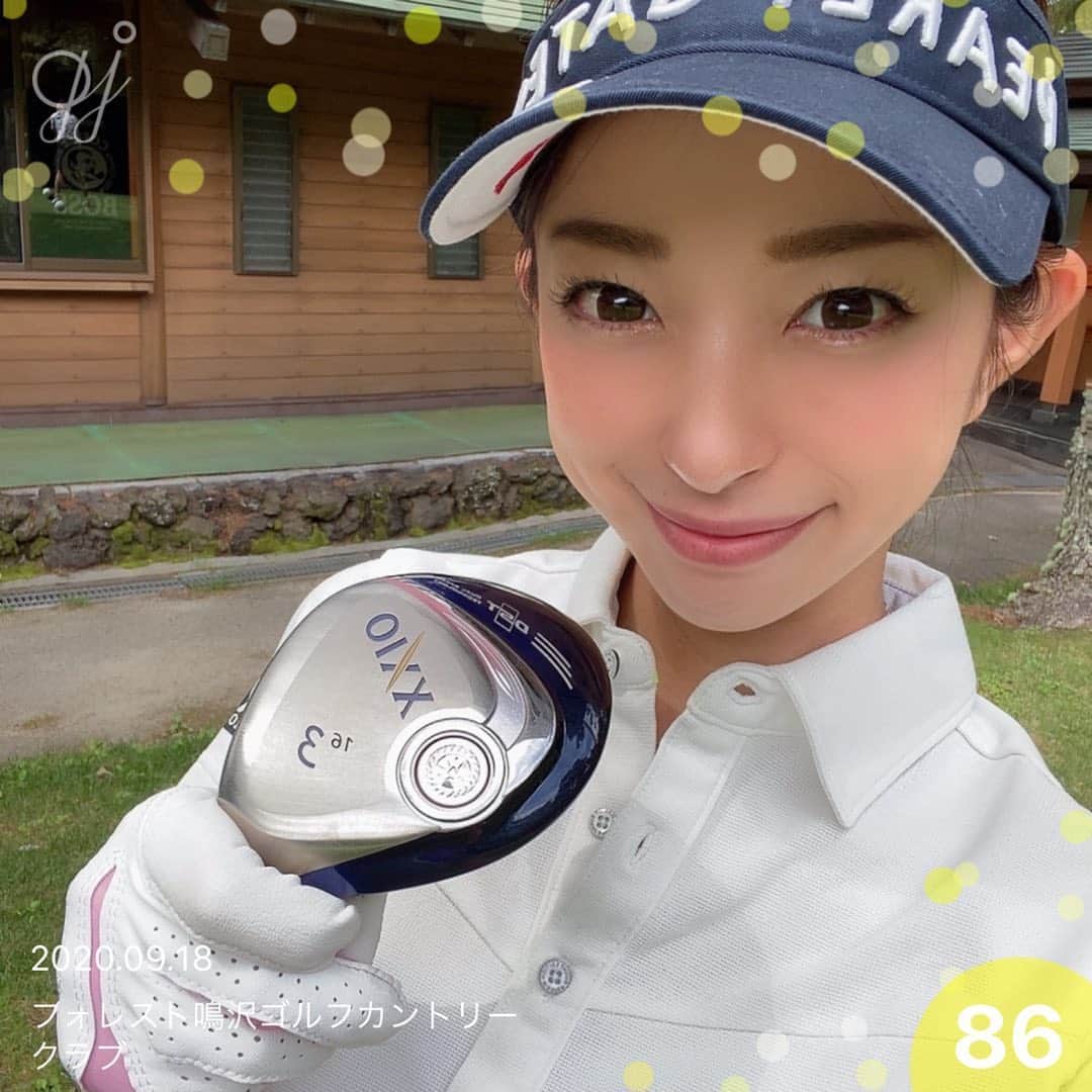 RIKAのインスタグラム：「. この日久しぶりに80台でベストタイでした😊✨ . そう簡単にベストは出ないもんですね😂💦 . また挑戦します❣️ . . . #ゴルフ#golf#⛳️#ゴルフ女子#ゴルフ好き#ゴルフウエア#ゴルフコーデ#ゴルフスイング#골프 #골프웨어 #골프스윙 #여행 #해외여행 #골프스타그램 #골프중독 #와인 #소주 #좋은시간  #ベスト#ベスト更新ならず」
