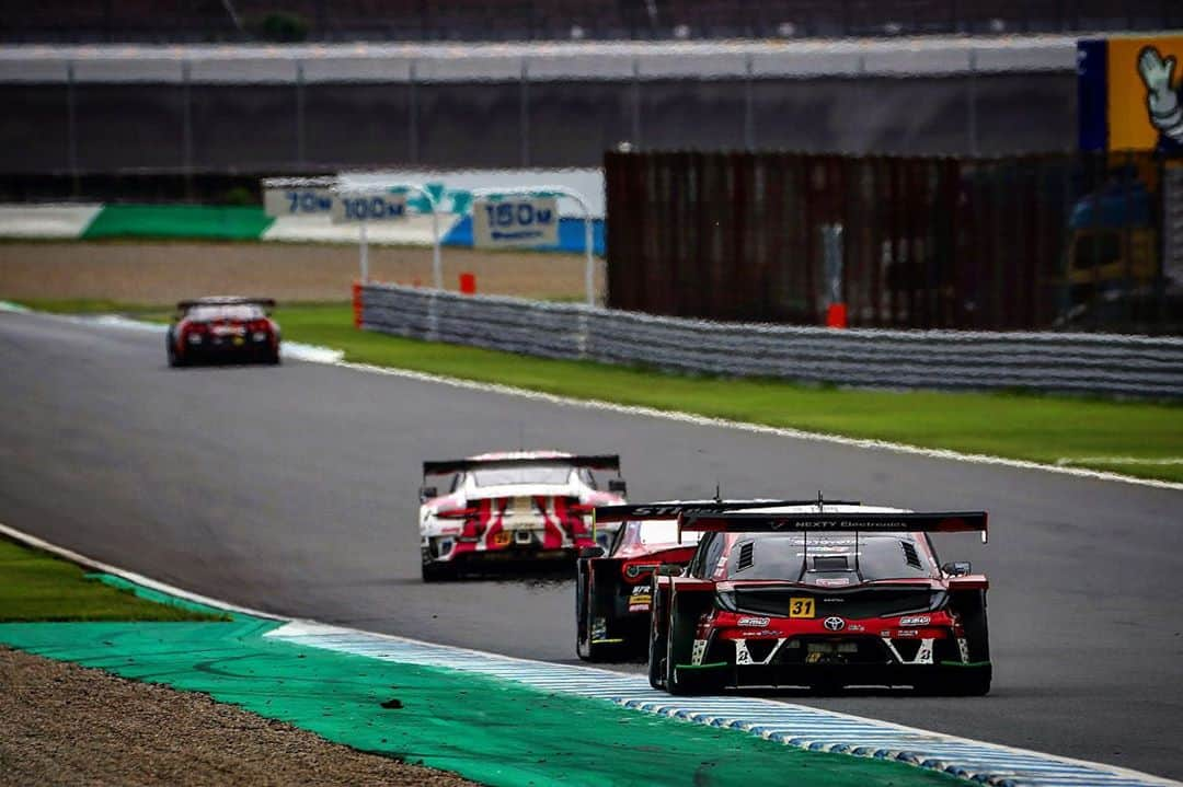 中山友貴さんのインスタグラム写真 - (中山友貴Instagram)「第4戦ツインリンクもてぎ🚗 #supergt #twinringmotegi #fournines #rays #race #racing #prius #gt300 #sev #autista」9月25日 9時50分 - yuhkinakayama