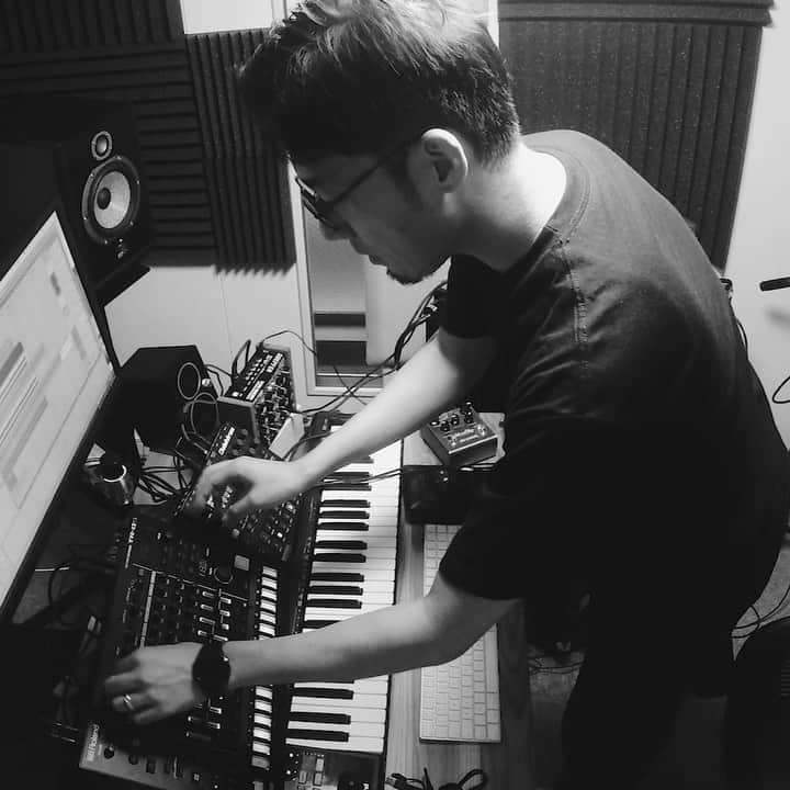 tofubeatsのインスタグラム：「ミツメ - tonic love remix制作風景」
