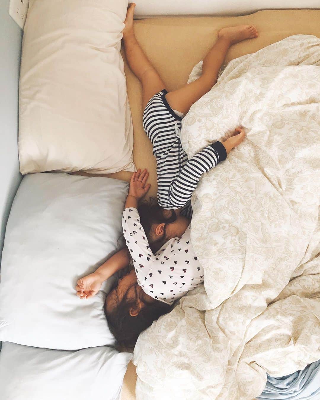関谷桃子さんのインスタグラム写真 - (関谷桃子Instagram)「#goodmorning   🌞🌞  #siblings #mylove」9月25日 9時51分 - momomo_s_