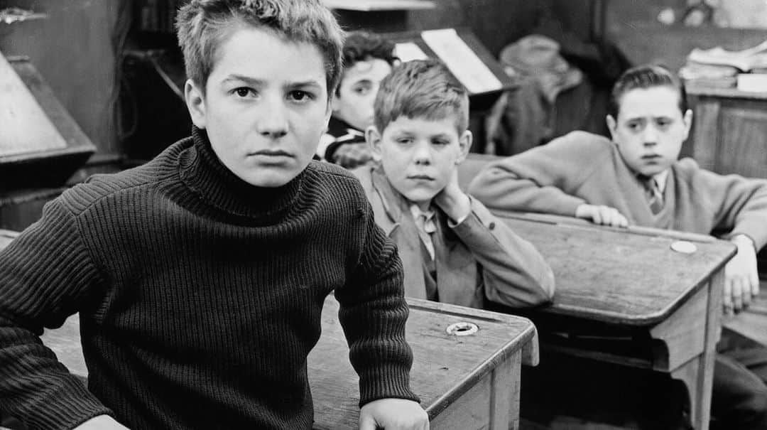 大森美希さんのインスタグラム写真 - (大森美希Instagram)「Today’s film “Les Quatre Cents Coups (The 400 Blows)” by François Truffaut, Starring Jean-Pierre Léaud (1959)  今日の映画『大人は判ってくれない』ヌーヴェルヴァーグを代表するフランスの映画監督フランソワ・トリュフォーの初の長編映画(1959年)  この映画のヒットに続き、トリュフォーはジャン=ピエール・レオが演じたアントワーヌ・ドワネルを主人公に、いわゆる「アントワーヌ・ドワネルの冒険」シリーズを1979年まで次々と発表することとなる。  #今日の映画 #大人は判ってくれない #フランソワトリュフォー #トリュフォー #ヌーベルバーグ #ヌーヴェルヴァーグ #映画 #名画 #シネマ #フランス映画 #映画鑑賞 #アントワーヌドワネル #ジャンピエールレオ #todaysfilm #lesquatrecentscoups #les400coups #the400blows #francoistruffaut #truffaut #frenchfilm #movie #cinema #nouvellevague #frenchnewwave #jeanpierreleaud #antoinedoinel」9月25日 10時01分 - mikiomori_