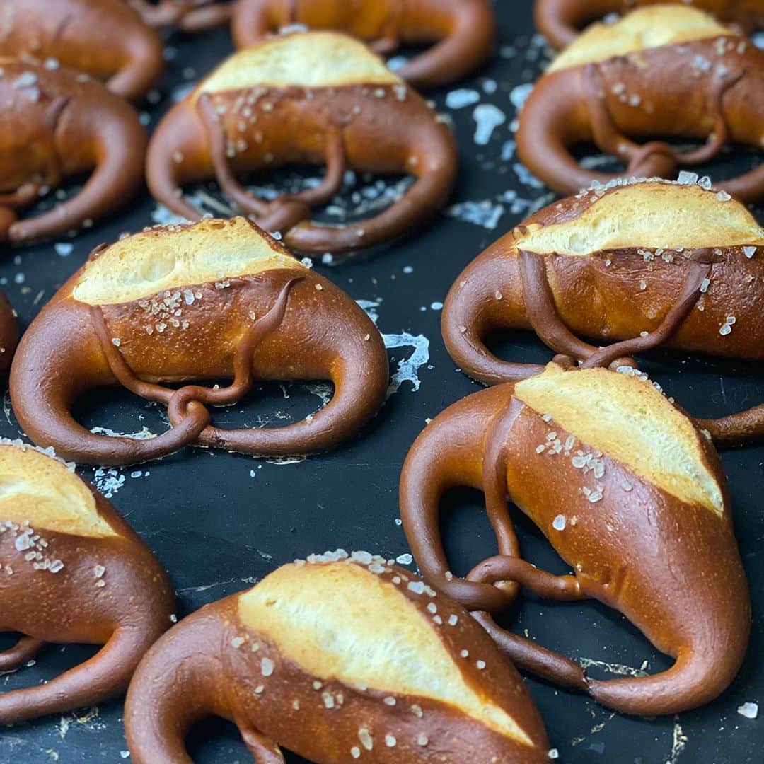 魔女菅原のグルメインスタ