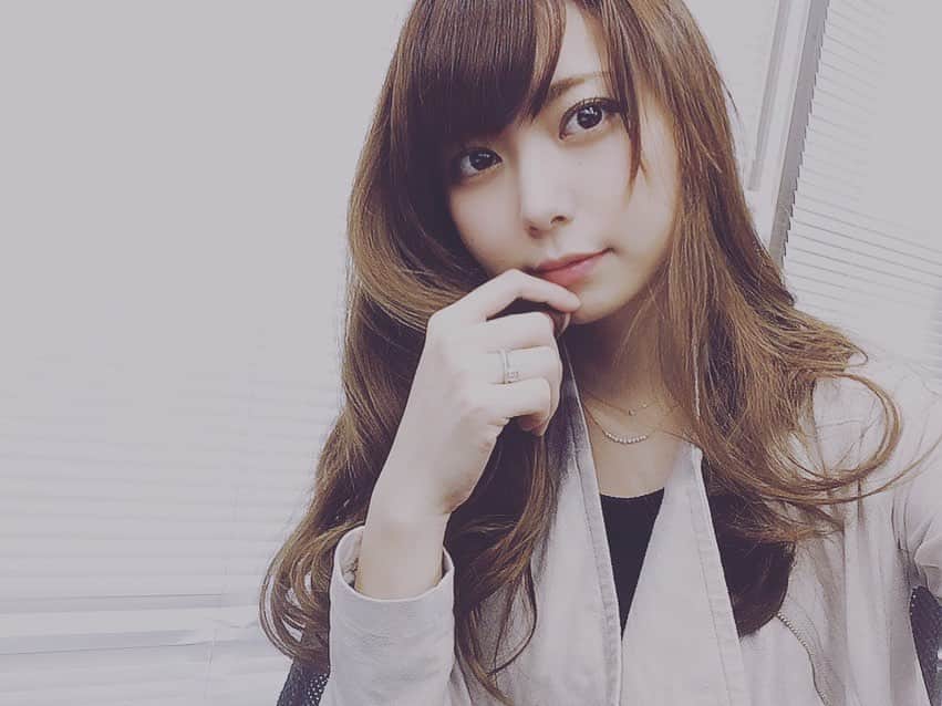 東城りおのインスタグラム：「おはよう╰(*´︶`*)╯」