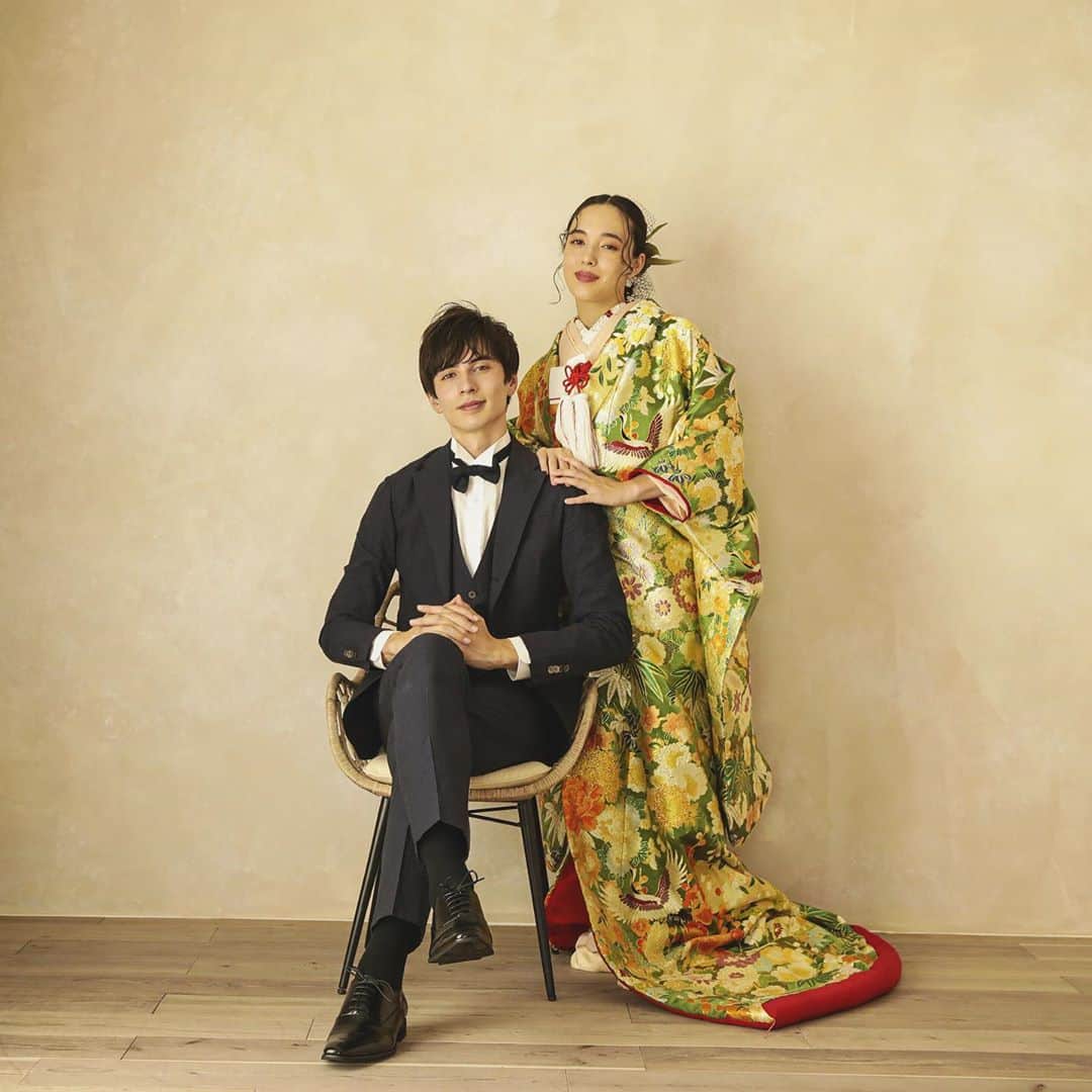 CLAIREのインスタグラム：「和洋折衷👔👘 ちょっとレトロで懐かしい装いが、 とってもモダンです✨ ・ @clairebridalstudio @claire.aichitogo」