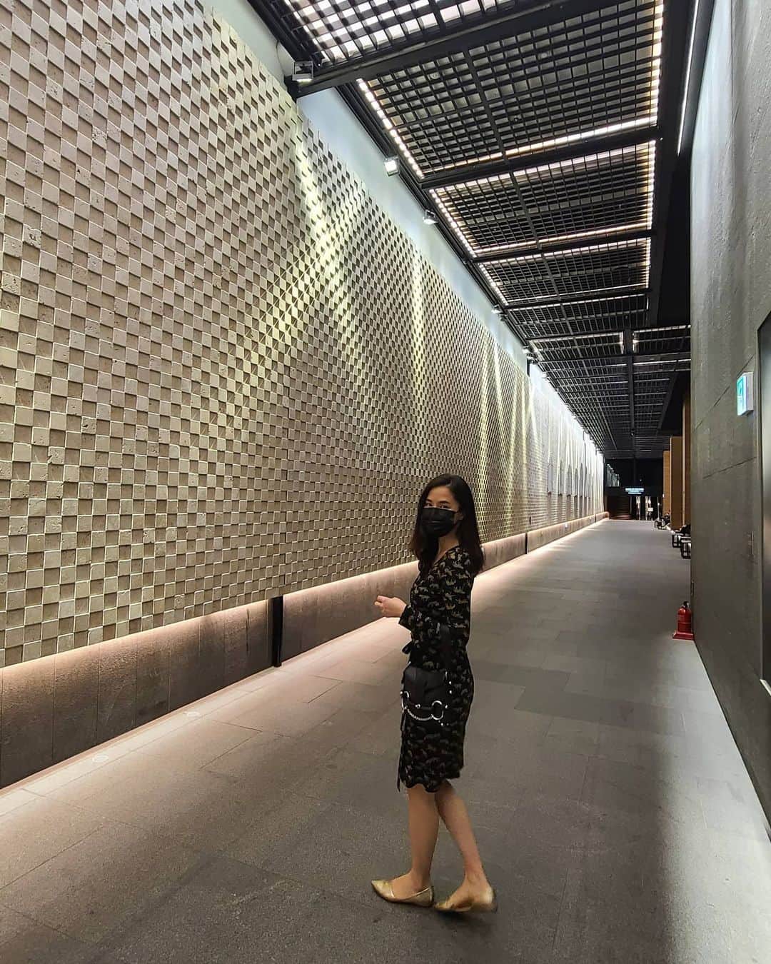 コン・ヒョンジュさんのインスタグラム写真 - (コン・ヒョンジュInstagram)「#dtower #ootd #langnlu」9月25日 11時21分 - konghyunjoo