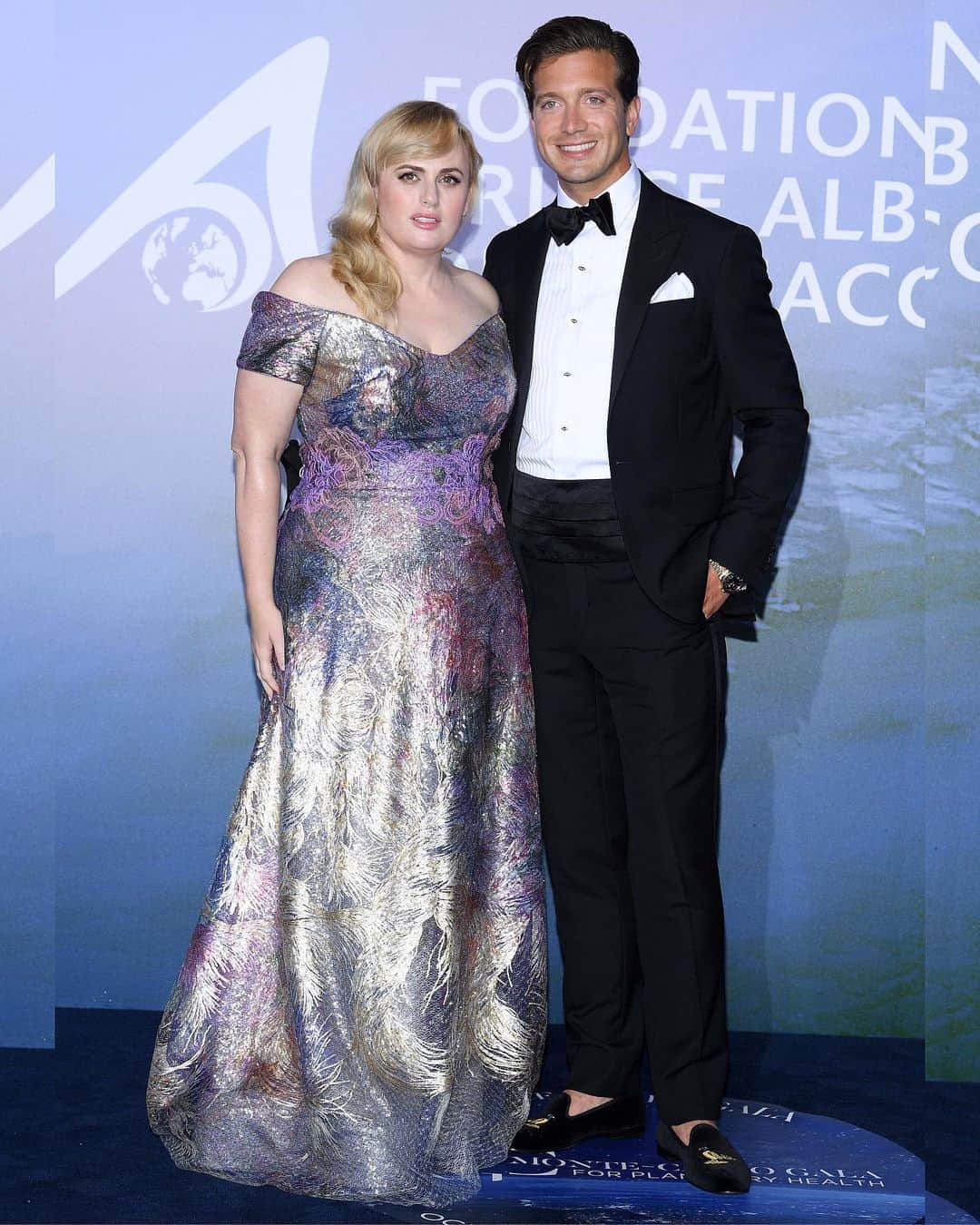 Just Jaredさんのインスタグラム写真 - (Just JaredInstagram)「Rebel Wilson made her red carpet debut with new boyfriend Jacob Busch at an event in Monaco! Tap this photo at the LINK IN BIO for more details on their new relationship.  #RebelWilson #JacobBusch Photos: Getty」9月25日 11時24分 - justjared