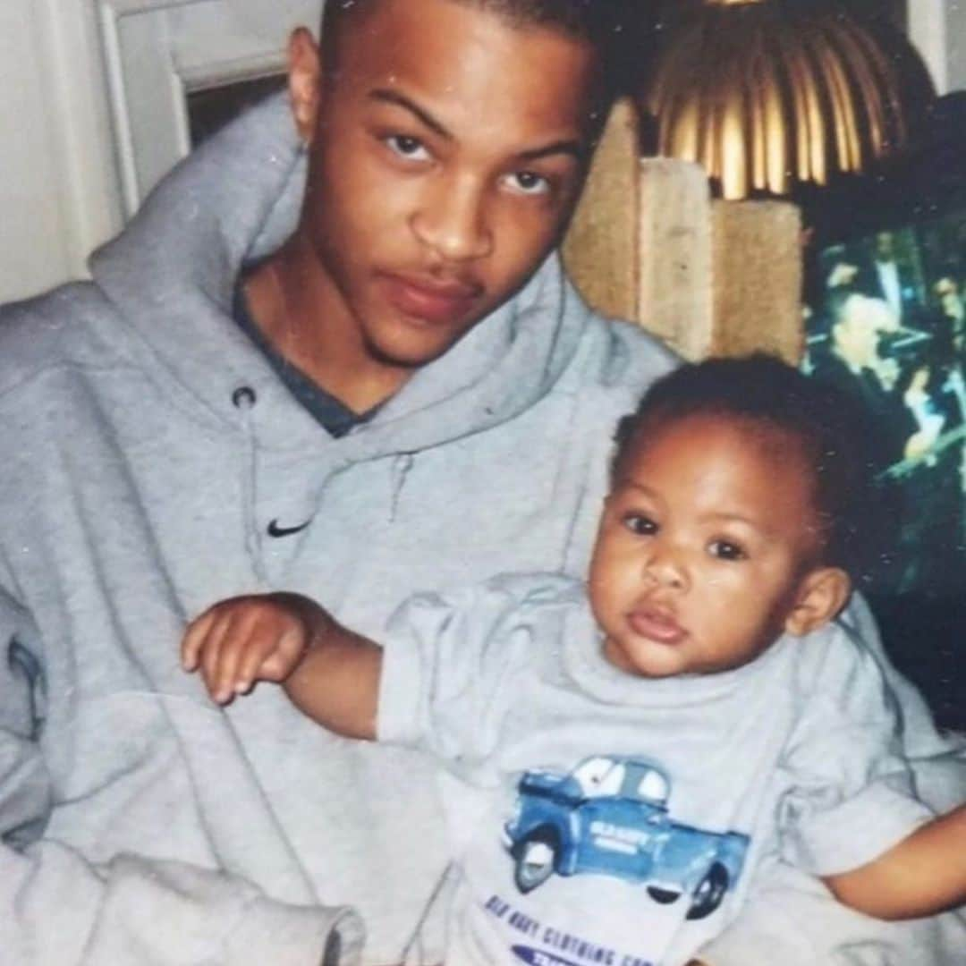 T.I.さんのインスタグラム写真 - (T.I.Instagram)「Bubba We Made it To 40‼️ This me and my oldest son Messiah @phase_4  At the time I was trapping still and had NO IDEA how I was gon get it... But WE CHANGED MY LIFE TOGETHER & WE MADE IT SIR‼️Couldn't have done it without y'all‼️」9月25日 12時06分 - tip