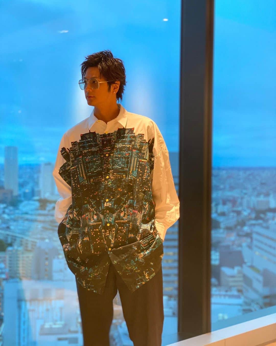 のインスタグラム：「YouTube M’sTABLE1周年記念生配信！ ありがとうございました！ 100品目のスイーツとフルコース是非 みてください！😁 #nenuphar#fashion#ootdfashion #youtube#mstable #cookinglover#kitchenlover#passion #foodpassion#foodlover#foodlove #cooking#recipe#dessert#sweets #レシピ#レパートリー#美味い#簡単レシピ #1周年#anniversary#アニバーサリー #良い1日を #mocomichihayami#hayami #速水流#速水もこみち」