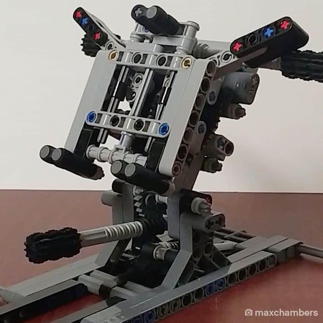 LEGOさんのインスタグラム写真 - (LEGOInstagram)「Need a stand for your phone or other device? These cool hacks using LEGO Technic will inspire you to design and build your own.  📸 by LEGOlemmy, Dgustafsson13, maxchambers, mathiasjäkel  #LEGOHacks #RebuildTheWorld #phone」9月25日 23時00分 - lego