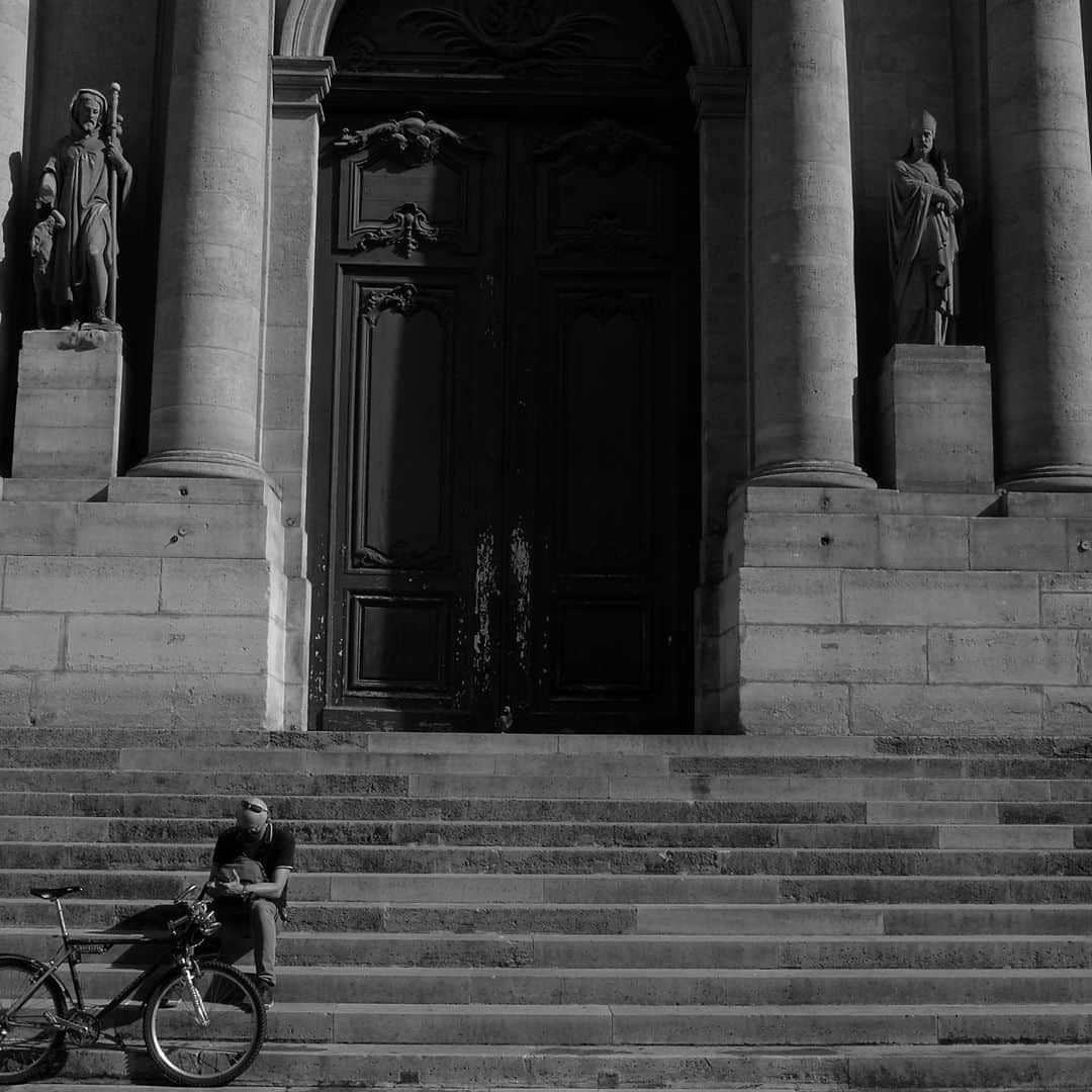 フローラン・ダバディーさんのインスタグラム写真 - (フローラン・ダバディーInstagram)「Paris is empty, Andy is ready ローランギャロス、日曜日開幕🌚 #rolandgarros2020」9月25日 21時41分 - florent_dabadie
