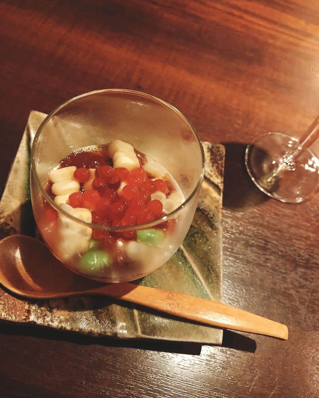 アヤカ・ウィルソンさんのインスタグラム写真 - (アヤカ・ウィルソンInstagram)「___  日本の旬の食材を贅沢に堪能。  乃木坂を降りていくところにある 創作日本料理店  食材の組み合わせはもちろん、見た目やコンセプトも楽しめる幸せな時間でした✨  あん肝と白ワインの美味しさに時が止まりました。。  日本食を噛み締められる幸せを吸収して。  #乃木坂 #日本食 #japanesecuisine #nogizaka」9月25日 21時42分 - ayakawilson_official