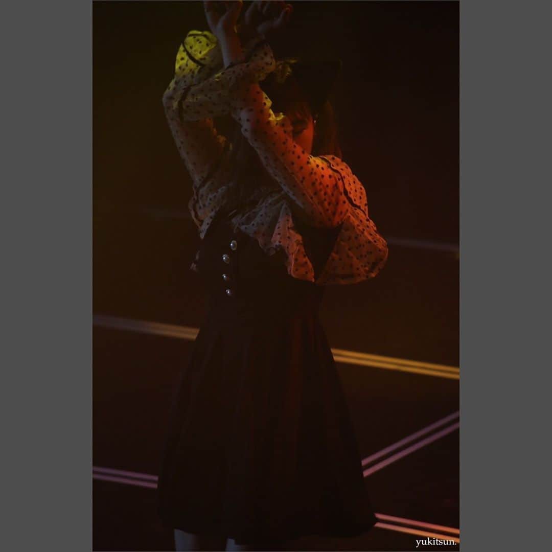 石田優美さんのインスタグラム写真 - (石田優美Instagram)「﻿ ﻿ ﻿ ﻿ 冠LIVE「N’」公演💛💜﻿ ﻿ ﻿ NMB48 DMMにて私達の配信が見れますので﻿ 是非、見て下さい☺︎﻿ ﻿ #公演 #冠LIVE #写真﻿ #ゆきつんカメラ」9月25日 21時58分 - yu_mi_1012