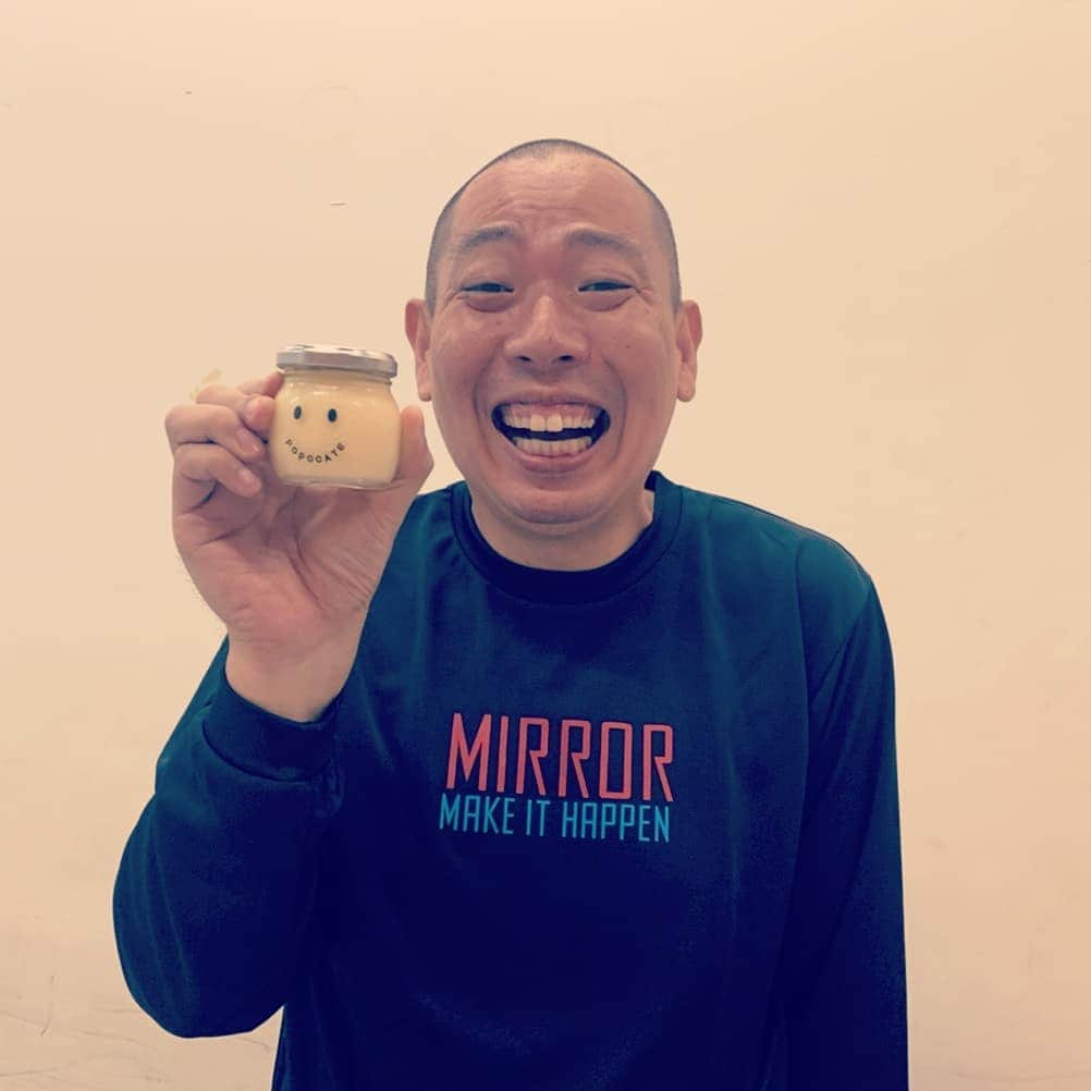 松本康太さんのインスタグラム写真 - (松本康太Instagram)「『ポポやわ』めちゃくちゃ美味しいプリンなのです♪「popocate」という渋谷区にあるお店♪とても柔らかくて、カラメルも少し苦味がある好きなやつ(^o^)/ お取り寄せもやってるみたいです♪  #プリン #popocate #ポポやわ #お取り寄せグルメ #お取り寄せスイーツ #スイーツ #スイーツ男子 #kawaii #かわいい #スマイル #smile #sweets #レギュラー松本 #あるある探検隊」9月25日 22時29分 - aruarutankentai.matsumoto