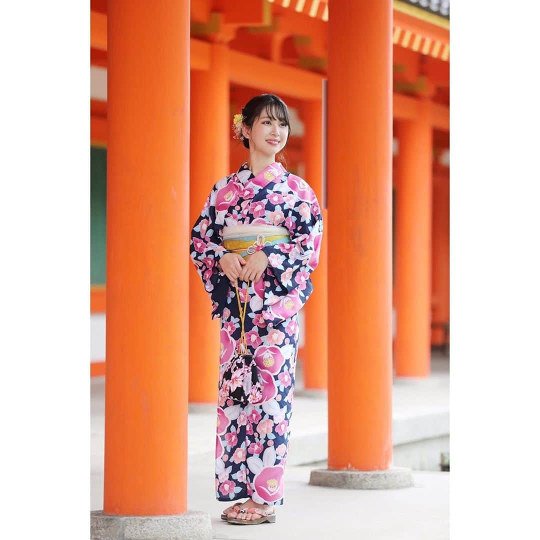 越智萌日さんのインスタグラム写真 - (越智萌日Instagram)「@rikawafuku_kyoto  学生最後の夏休み満喫できた🌻 来週からの大学楽しみ💕 . . . . . . . . . . . . . . #京都　#浴衣　#浴衣ヘア　#浴衣レンタル　#八坂の塔　#平安神宮　#三十三間堂　#水路閣  #ポートレート　#浴衣ポートレート　#梨花和服  #梨花和服祇園店」9月25日 22時54分 - moeka19990201