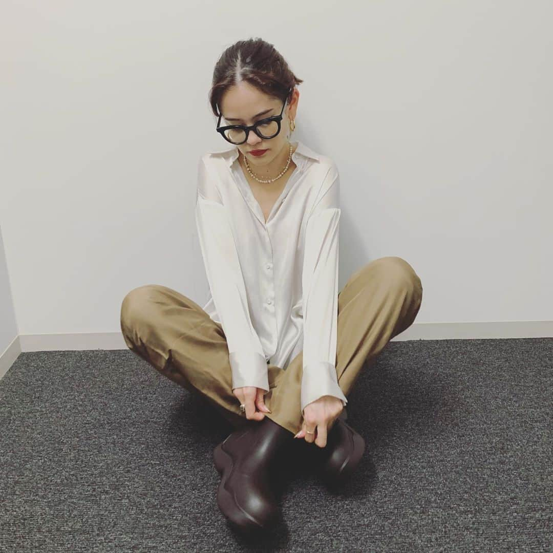 emmaさんのインスタグラム写真 - (emmaInstagram)「🍂🌰秋だね🍁🤎 #ボッテガヴェネタ」9月25日 22時55分 - okss2121