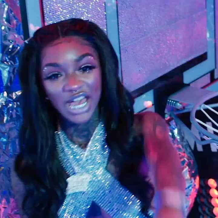 のインスタグラム：「Ball and Lead video out now run it up  @kshiday @luvenchanting 🥶🥶」