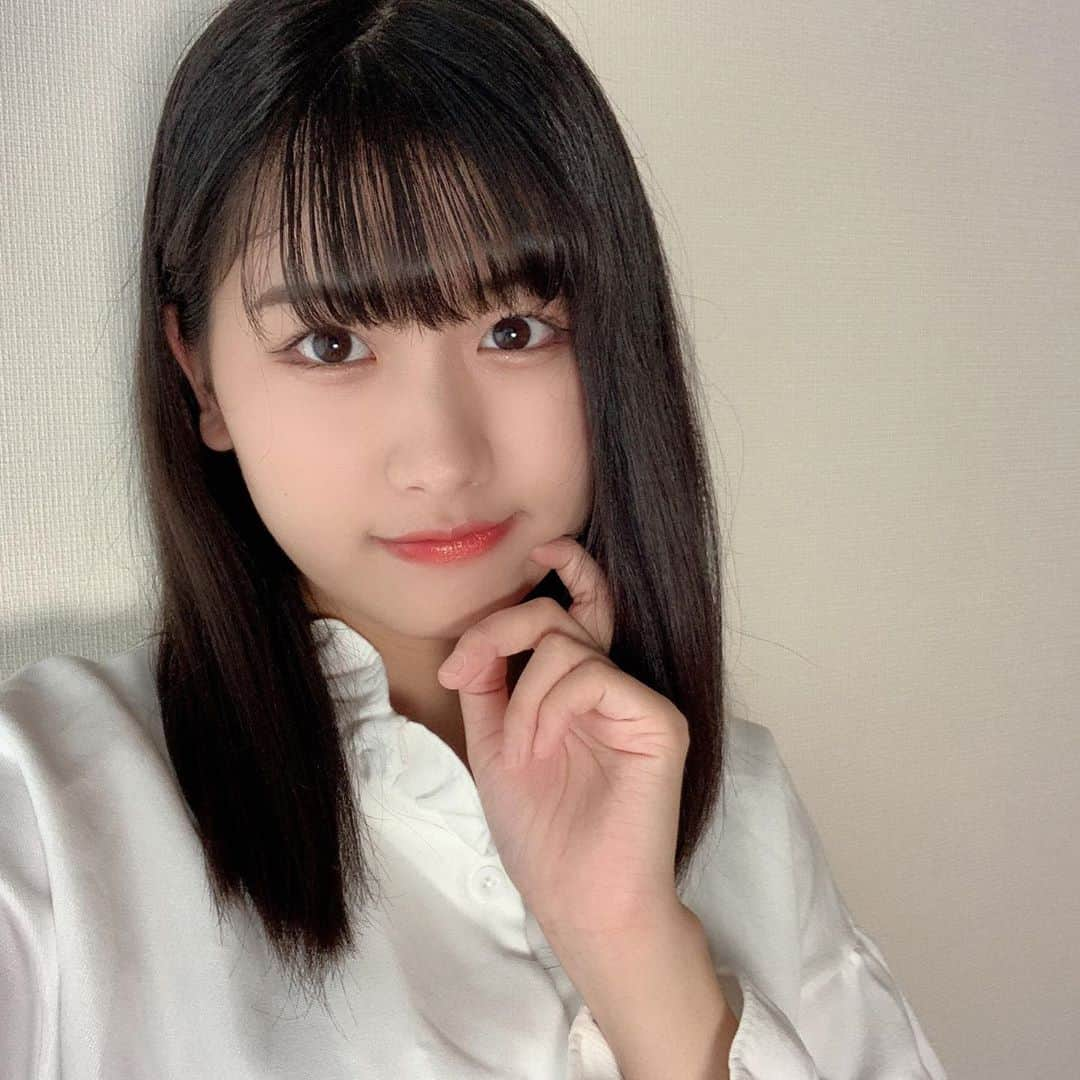 高橋彩香のインスタグラム：「秋は毎日眠い。ふしぎだ。」