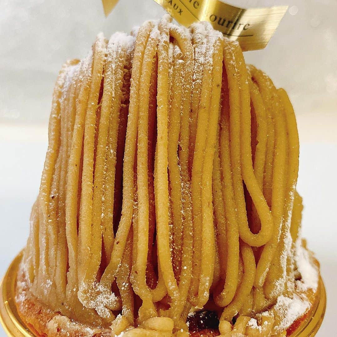 里井真由美のグルメインスタ