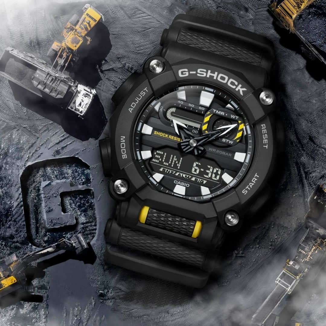 G-SHOCKさんのインスタグラム写真 - (G-SHOCKInstagram)「GA-900  高い耐久性と実用性を備えたヘビーデューティーモデルGA-900 シリーズより、GA-900-1AJFをご紹介。アナログ針とデジタル表示のコンビネーションで使いやすさを追求しています。  Introducing the GA-900-1AJF from heavy-duty model “GA-900” which features a high level of shock-resistance and practicability. Combination timekeeping is provided by analog hands along with a digital display for the ultimate in operational ease.  GA-900-1AJF  #g_shock #ga900 #watchoftheday #industrialdesign」9月25日 17時00分 - gshock_jp