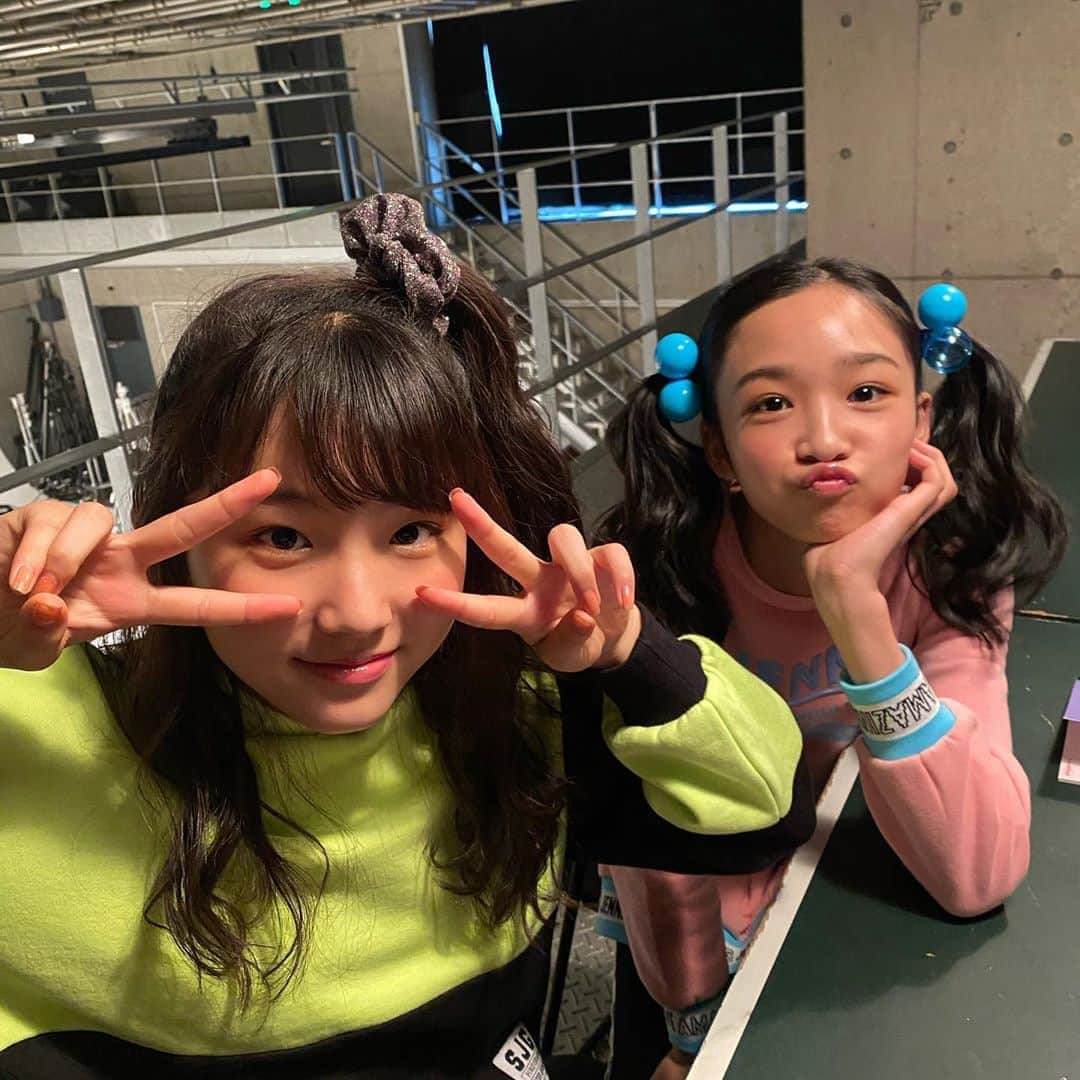 ニコ☆プチのインスタグラム：「﻿ カバーガール第6話公開されました！﻿ ﻿ 今回はあかり、希子、コウキの過去のお話﻿ ﻿ ﻿ 4年生くらいをイメージしてお芝居したよー🎒﻿ 幼くなった3人、かわいすぎる...🥺﻿ ﻿ ﻿ ﻿ ニコ☆プチTVでカバーガール、みてね💕﻿ ﻿ ﻿ ﻿ #ニコプチ﻿ #カバーガール﻿ #YouTubeドラマ﻿ #井口虹姫﻿ #中山あやか﻿ #近藤藍月」