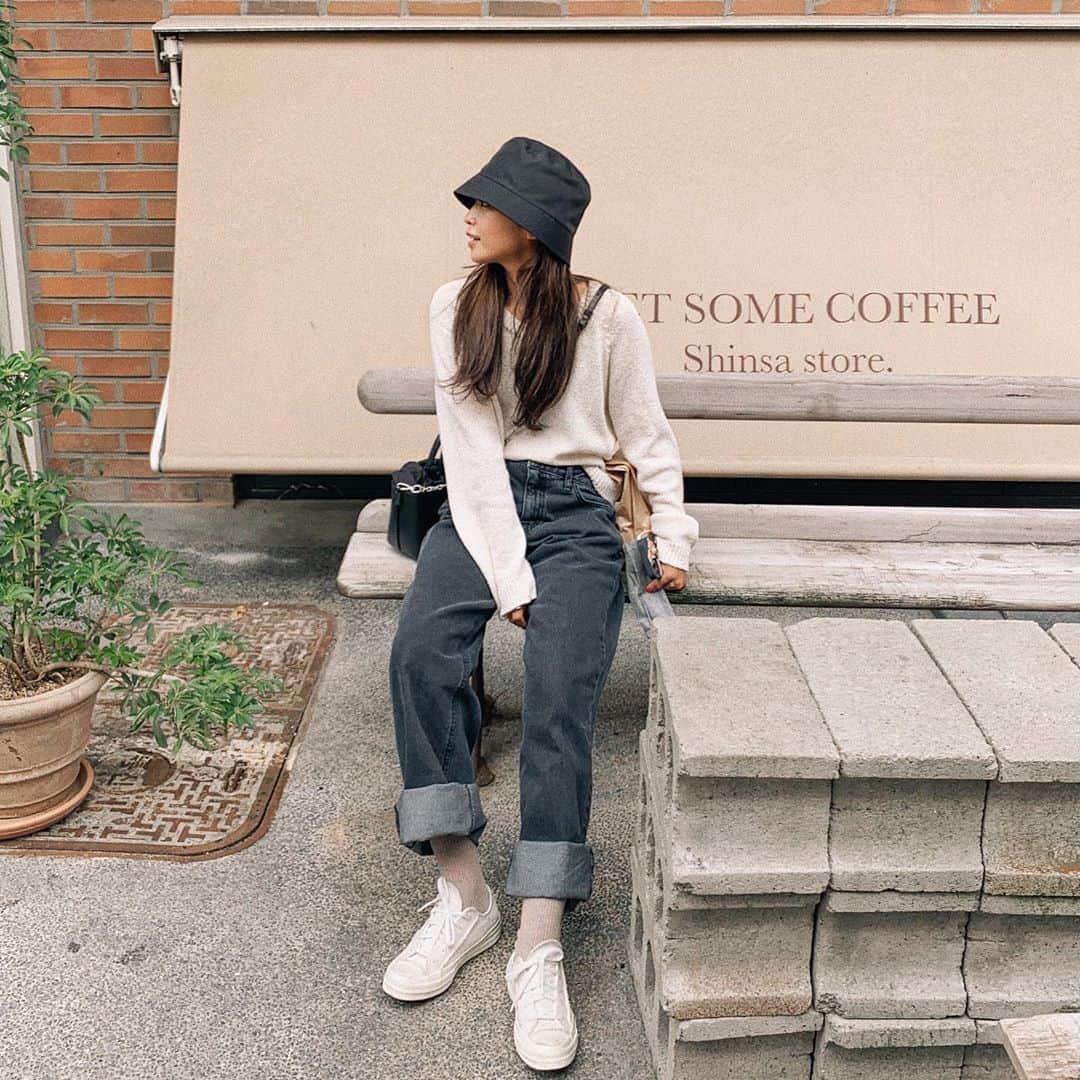 キム・ダヘのインスタグラム：「🖤🖤🖤」
