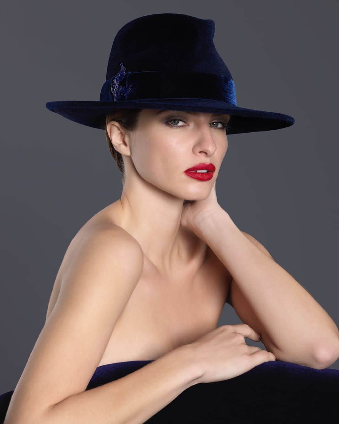 のインスタグラム：「Philip Treacy Autumn/Winter 2020.」