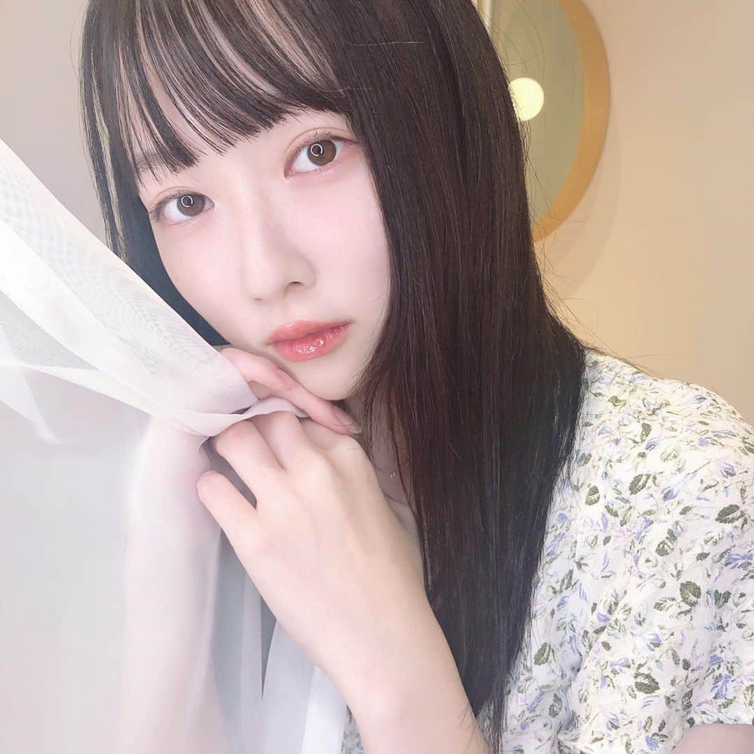 越智ゆらの（ゆらゆら）さんのインスタグラム写真 - (越智ゆらの（ゆらゆら）Instagram)「初下まつげパーマ🙈  ずっと逆さまつ毛に困っていたので   @kshnnnn さんに相談してみました。 とっても可愛くして下さって大満足 感動です！  気さくで楽しいし店内もカフェの様におしゃれで気持ちも上向きになりました。またいく☺︎」9月25日 18時14分 - yula1018