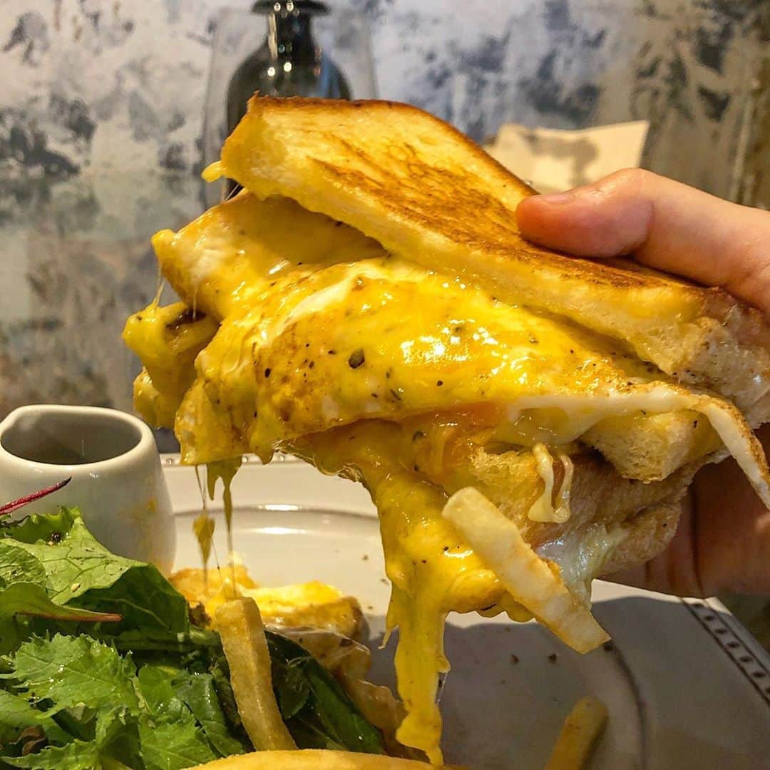 MOEKAのグルメインスタ