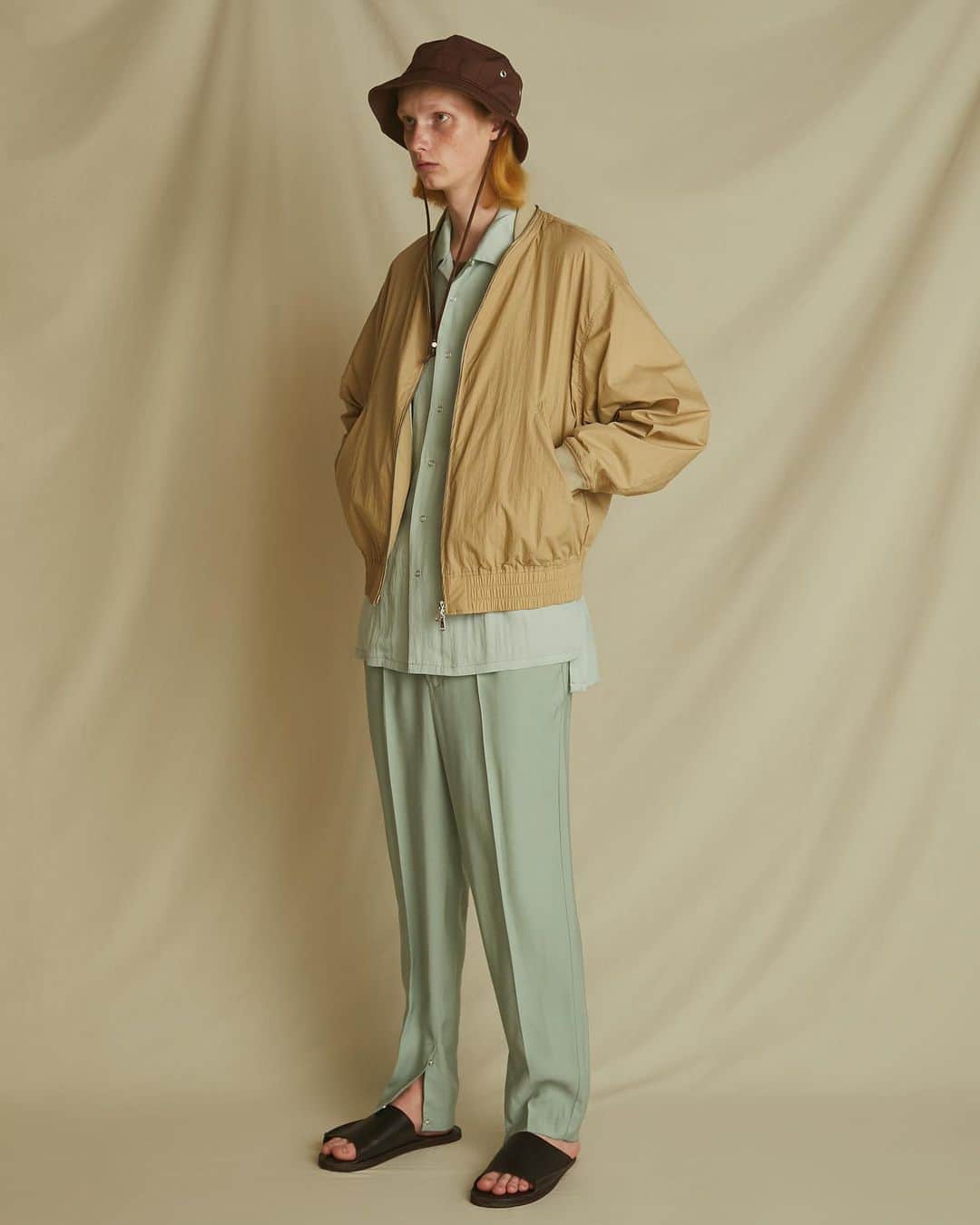 ウィザードのインスタグラム：「FASHION PRESS 様にて2021 SPRING SUMMER COLLECTION LOOKが掲載されております。 是非一度ご覧になってみてください。  https://fashion-press.net/collections/13510…  #wizzard_fac  #wizzard  #fashionpress  #fashion #tokyofashion  #streetfashion  #fashionphoto #designersbrand  #domesticbrand  #mensfashion #ファッションプレス  #メンズファッション #ファッションブランド #ウィザード」