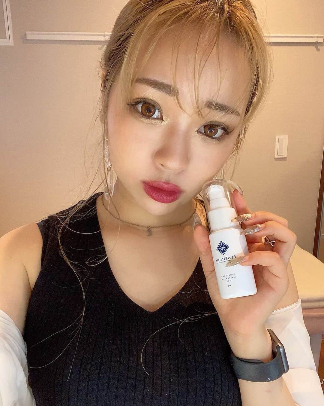 のインスタグラム：「ホワイトニングday💓 業界唯一の歯科メーカー歯科医院連携というすごさに惹かれて @platinum_beauty_ginza さんに行ってきた🦷✨ . . 今回特別に!! 『Keiのインスタ見たよ👍』﻿ ﻿と伝えて頂けると 【初回限定価格】で受けれます💓 . おすすめなので是非行ってみてね🥳 . .」