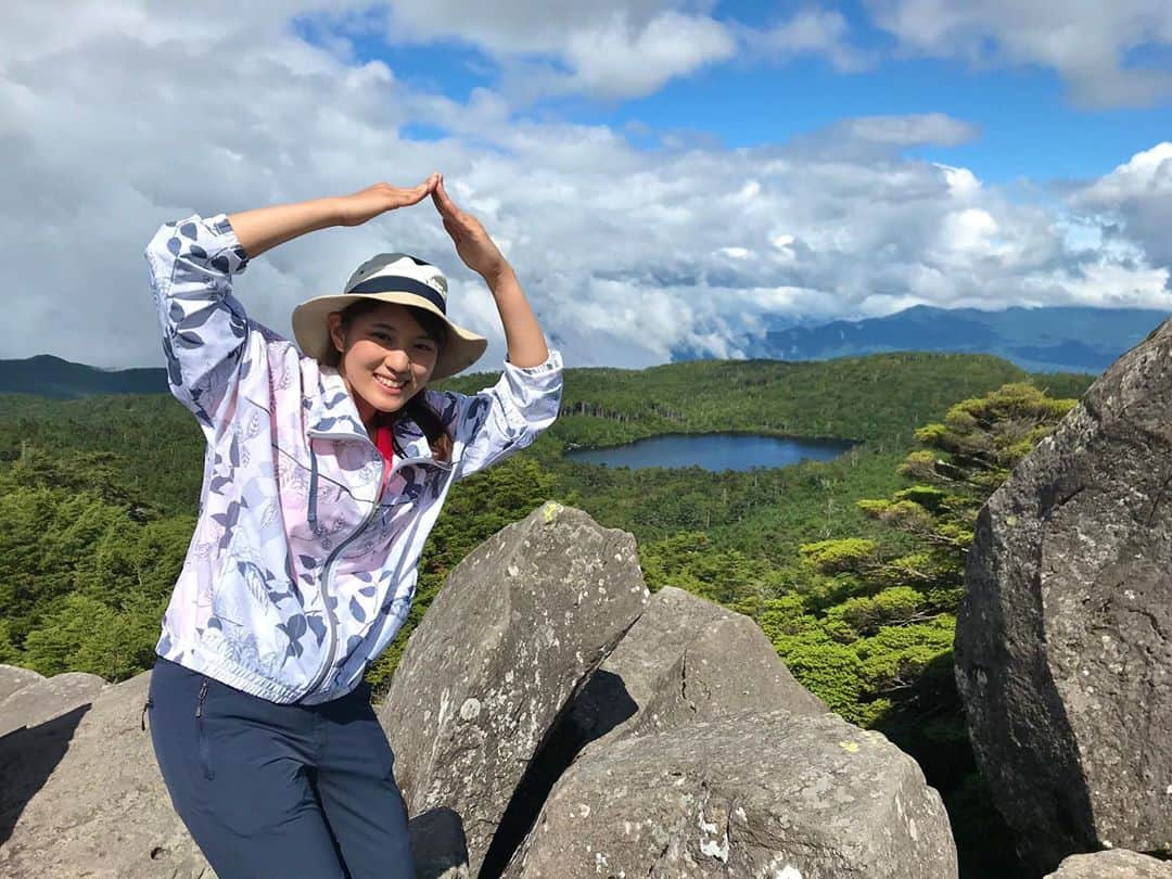 汾陽美樹のインスタグラム：「. このあとすぐ‼️ NBSフォーカス∞信州 【八ヶ岳 山小屋物語～花と星と動物と～】 19:00〜放送されます✨ . 北八ヶ岳の高見石小屋を目指して えっちらおっちら登山してきました😆🙌 八ヶ岳と山小屋の魅力をお伝えします⛰✨ . #長野放送 #NBSフォーカス信州 #八ヶ岳 #登山 #山小屋 #アナウンサー #汾陽美樹」