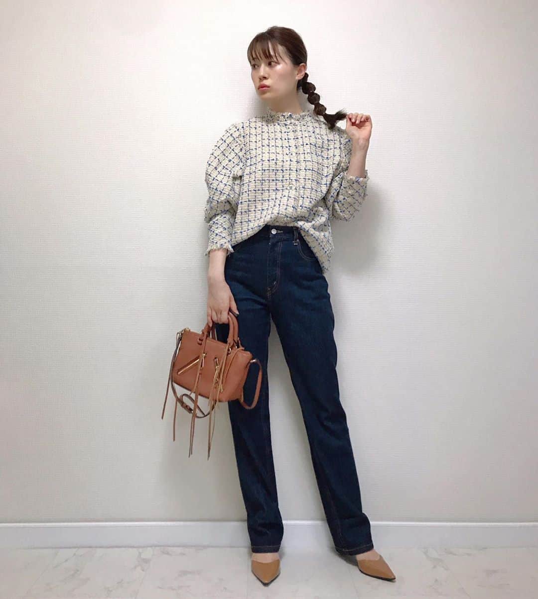 笹口直子さんのインスタグラム写真 - (笹口直子Instagram)「今日は移動が多い1日でした📷 ・ ・ 学校の個人面談も途中行けて、今年はじめて先生ときちんとお話ができました☺️ 最近思春期な真っ只中の娘ですが、いいお話が沢山聞けて嬉しかったな🥰 ・ ・ tops @_irene__official_  pants @serge_de_bleu  shoes @stellamccartney  bag @rebeccaminkoff  #irene #sergedebleu #stellamccartney #rebeccaminkoff  #撮影 #個人面談」9月25日 18時59分 - na.o.ko.16