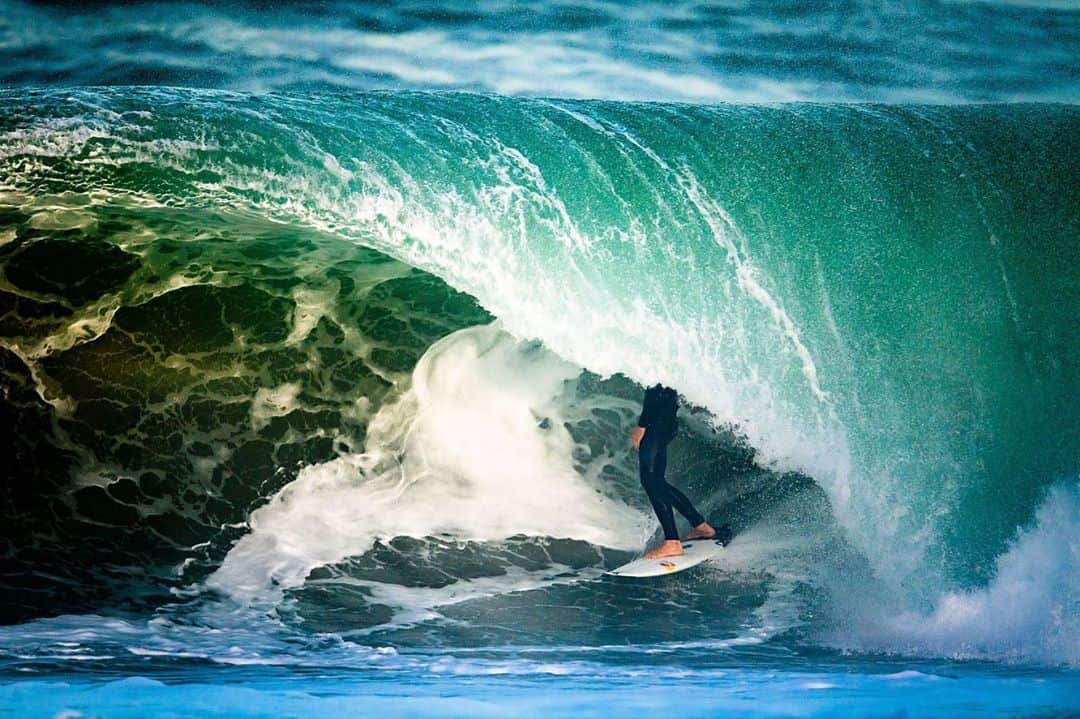 ジョーディ・スミスのインスタグラム：「Fun fest on tap #france 📷 @tallteef @oneilleurope 🤙🏼」